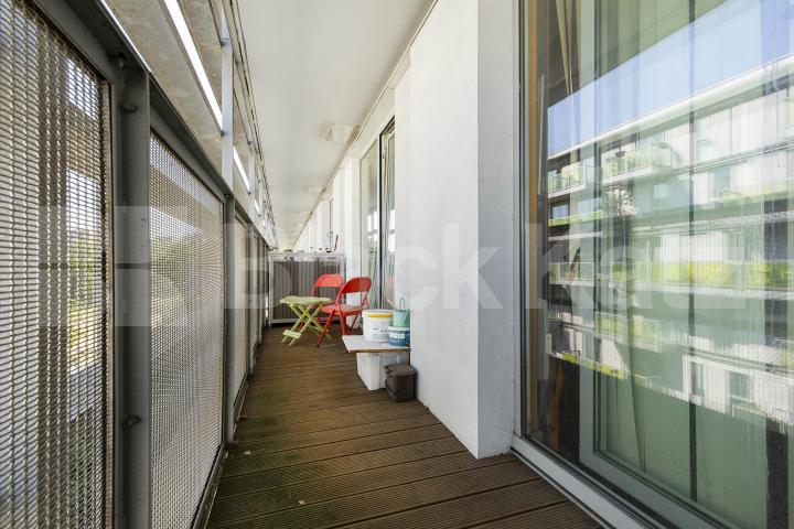 Located within a new development is this large studio with a balcony  Blake Building, New River Village, Crouch End / Hornsey